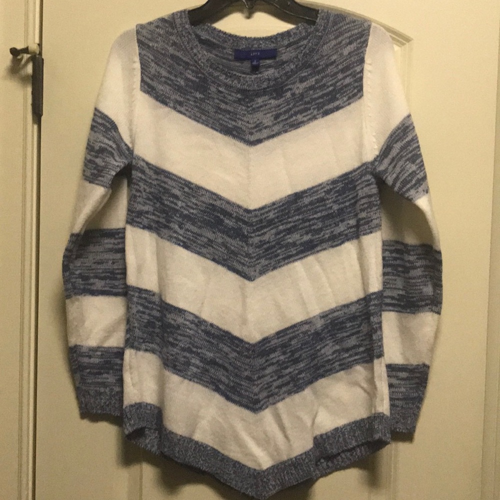 Apt 9 Chevron Sweater